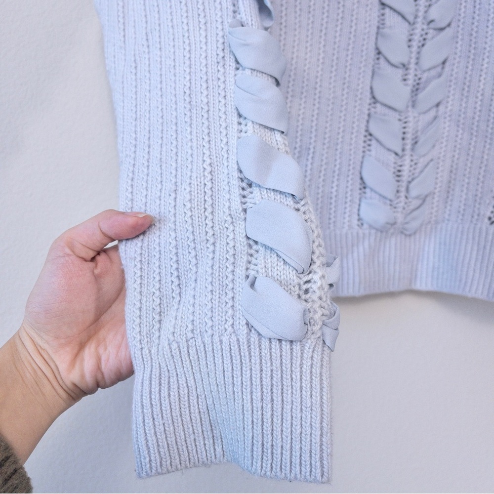 Club Monaco Wool Woven Ribbon Detail Sweater M Blue Knit Relaxed Ombre - Picture 4 of 7